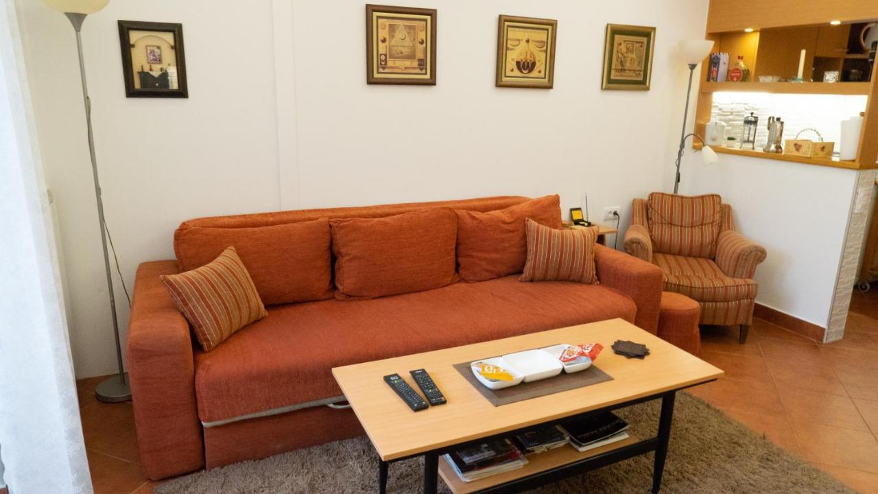 Apartment Akacija Gardens เบลเกรด ภายนอก รูปภาพ