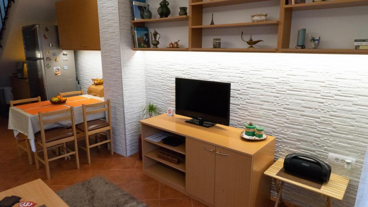 Apartment Akacija Gardens เบลเกรด ภายนอก รูปภาพ