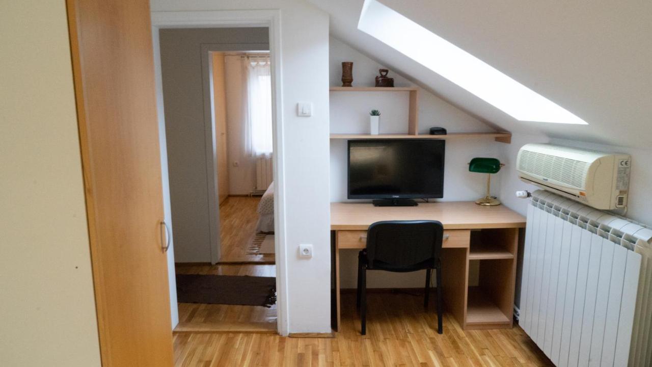 Apartment Akacija Gardens เบลเกรด ภายนอก รูปภาพ