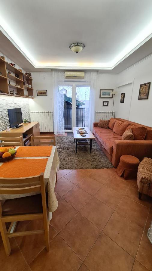Apartment Akacija Gardens เบลเกรด ภายนอก รูปภาพ