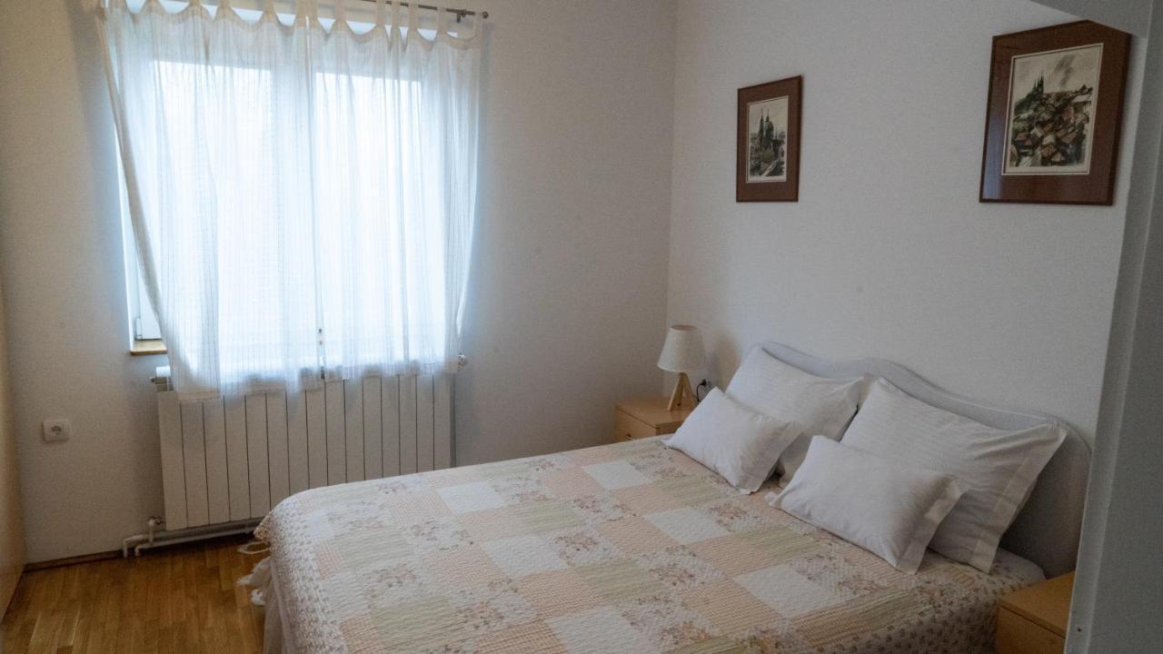 Apartment Akacija Gardens เบลเกรด ภายนอก รูปภาพ