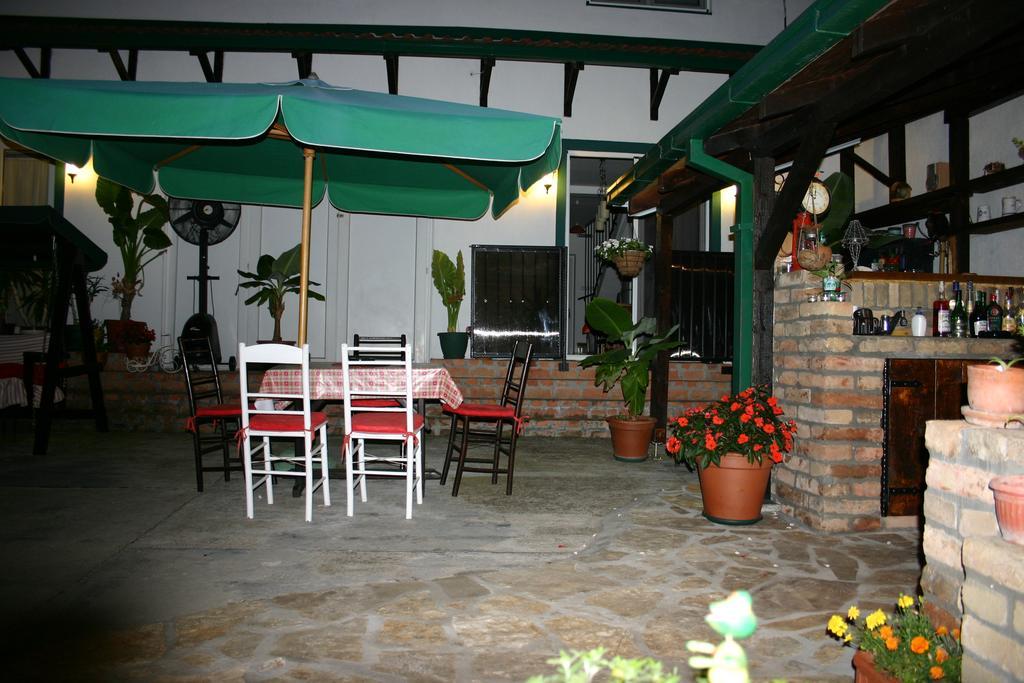 Apartment Akacija Gardens เบลเกรด ภายนอก รูปภาพ